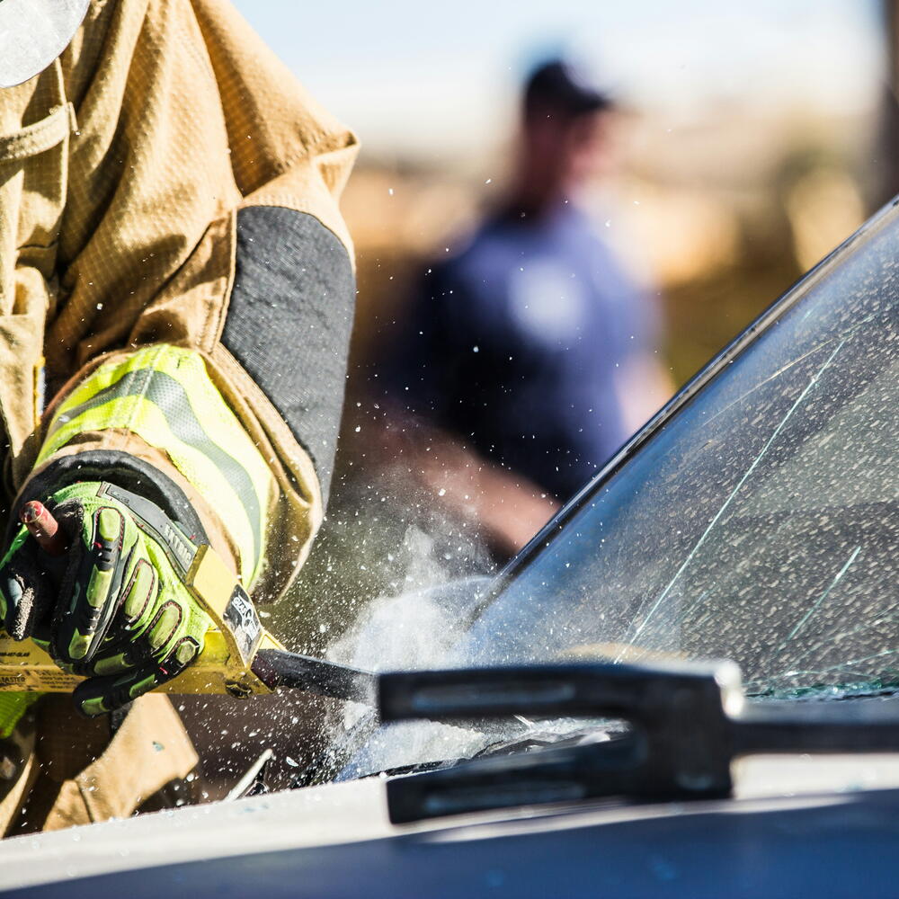 Lend a hand.